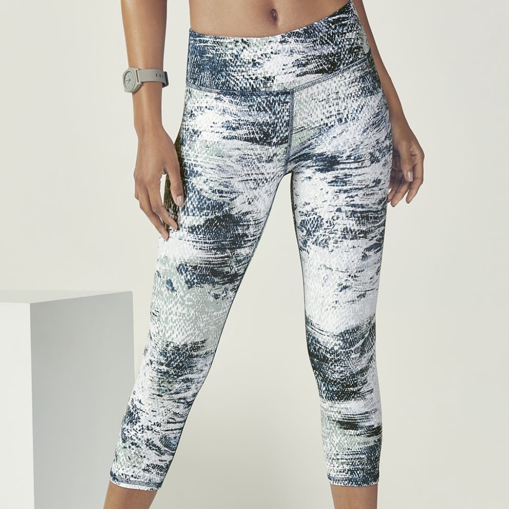 Salar Printed PowerHold Capri NEW! XS Fossil